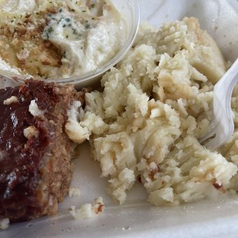 Nona Blue Modern Tavern - Mashed potatoes and bbq. Meatloaf along with Mac& cheese, - Bars Near Me - Orlando, Florida