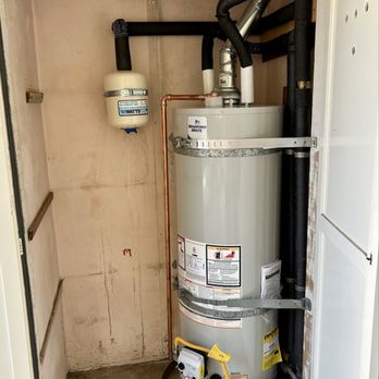 Plumber XP - Hot water tank - Plumbing Near Me - La Habra, California Plumber XP - Hot water tank - Plumbing Near Me - La Habra, California