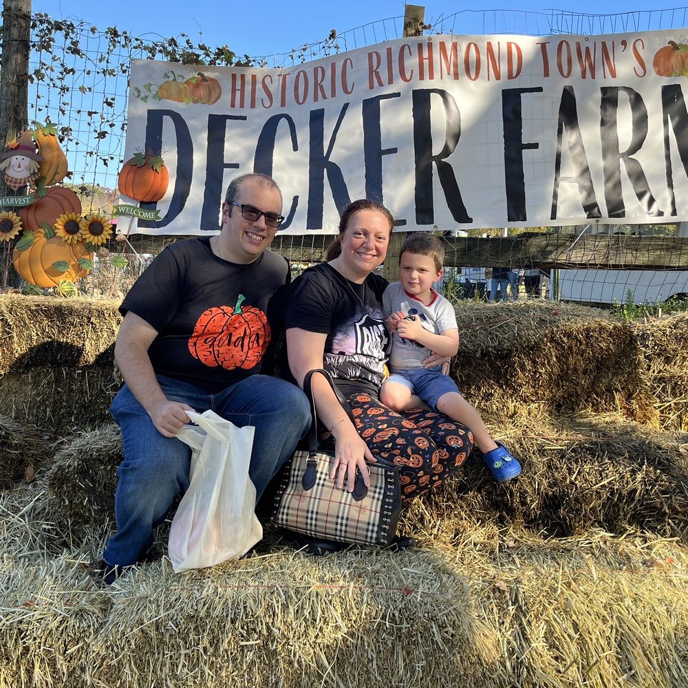 Decker Farm - Farmers Market Near Me - Staten Island, New York
