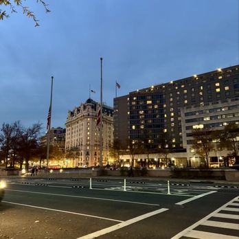 Federal Triangle Metro Station - Train Stations Near Me - Washington, DC, District of Columbia