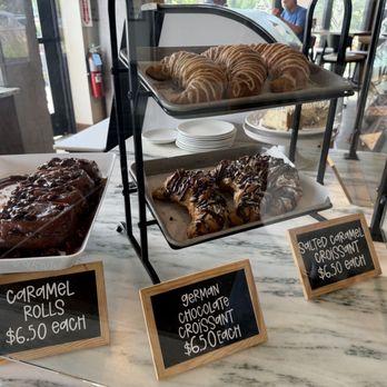 The Copperfield - Daily bakery items worth your attention - Diners Near Me - Mendota Heights, Minnesota