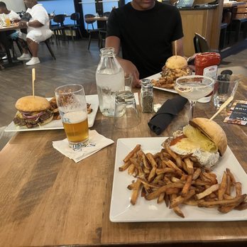 STIR Charlotte - Spicy tuna burger, two Tillamook burgers - New American Near Me - Charlotte, North Carolina STIR Charlotte - Spicy tuna burger, two Tillamook burgers - New American Near Me - Charlotte, North Carolina