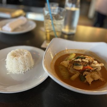 Baan Siam - Red curry chicken with chayote - Thai Near Me - Washington, DC, District of Columbia