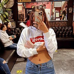 Brown Pride Tattoo Shop - Me gusto mucho el resultado fácil y rápido recomiendo mucho a la señora rosa