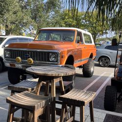 The Vega Lounge - Just a regular sighting of interest