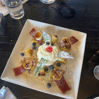 Echo Tap & Grille - Cinnamon Sugar Grilled Pineapple A'la Mode - Bars Near Me - Mountainside, New Jersey