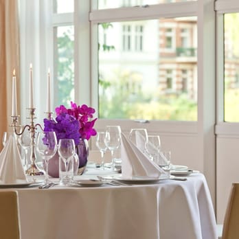 Abion Villa Suites - Tagungsraum "Salon Wannsee" im AMERON Boutique Hotel ABION Villa Berlin - Hotels Near Me - Berlin, BE