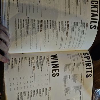 Yard House - New American Near Me - Denver, Colorado