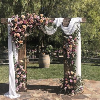 Lake Oak Meadows - Venues & Event Spaces Near Me - Temecula, California