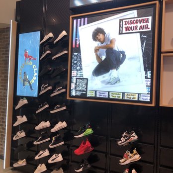 Foot Locker - Shoe Stores Near Me - Atlanta, Georgia