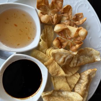 The Lakes Cafe - Potstickers & Crab Rangoon - Thai Near Me - Las Vegas, Nevada The Lakes Cafe - Potstickers & Crab Rangoon - Thai Near Me - Las Vegas, Nevada
