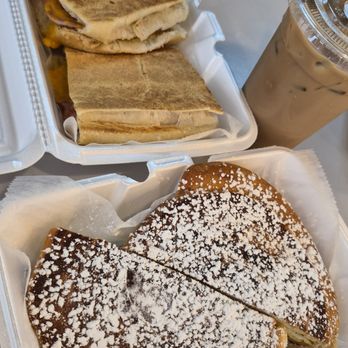 Café Coquí - Bakeries Near Me - Alafaya, Florida