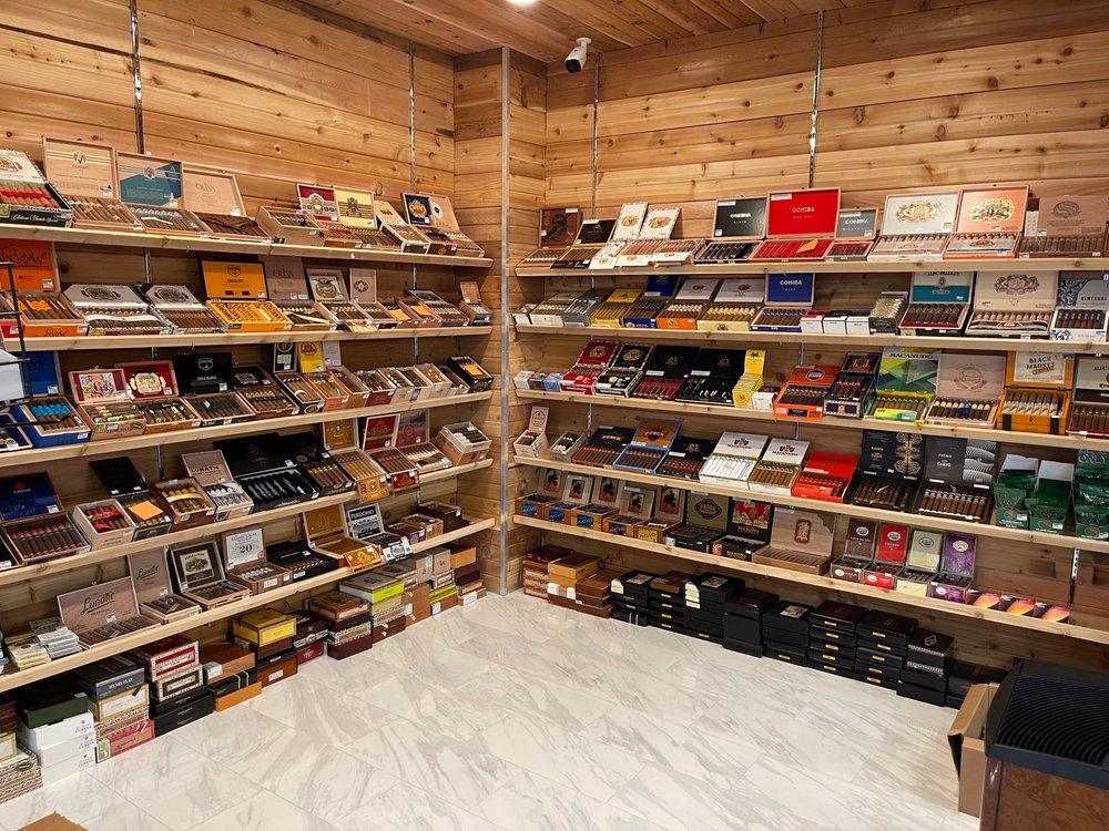 SMOKE N CHILL Updated September 2024 2215 S Loop 288, Denton, Texas