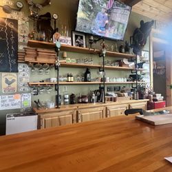 Township 7 Brewing - Behind the bar
