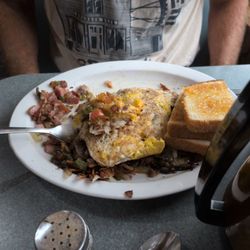 Farmer's Plate Hometown Cafe