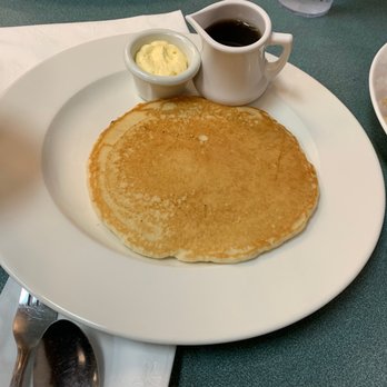 Jamms Restaurant - Look at this PERFECT PANCAKE! Holy Moly! - Breakfast & Brunch Near Me - Las Vegas, Nevada Jamms Restaurant - Look at this PERFECT PANCAKE! Holy Moly! - Breakfast & Brunch Near Me - Las Vegas, Nevada