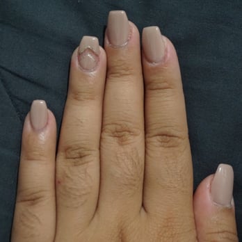 Golden Nails - Nails done by Hoai. - Nail Salons Near Me - Honolulu, Hawaii