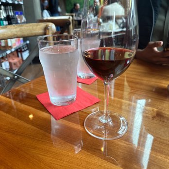 Screwtop Wine Bar - Wine Bars Near Me - Arlington, Virginia Screwtop Wine Bar - Wine Bars Near Me - Arlington, Virginia