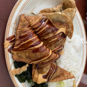 Kim Chee Restaurant 7 - Fried mandoo and spicy ahi wonton - Korean Near Me - Aiea, Hawaii Kim Chee Restaurant 7 - Fried mandoo and spicy ahi wonton - Korean Near Me - Aiea, Hawaii