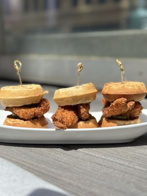 The Ainsworth Midtown by null