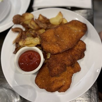 Aleli Mexican Restaurant - Kids Chicken Fingers and chips! - New Mexican Cuisine Near Me - Brooklyn, New York
