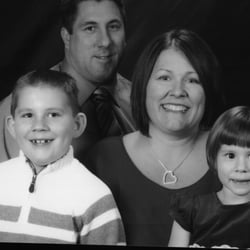 Advanced Spinal Clinic - Dr. Wasco and Family