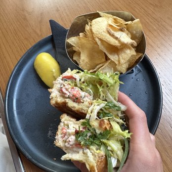 Cindy's Rooftop - Lobster roll - New American Near Me - Chicago, Illinois Cindy's Rooftop - Lobster roll - New American Near Me - Chicago, Illinois