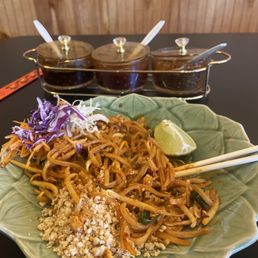 Pad Thai Chicken Pad Thai Chicken