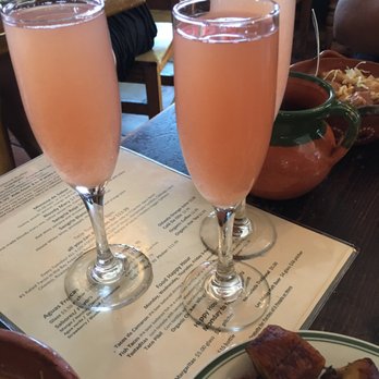 Los Moles - Mimosas - Mexican Near Me - San Rafael, California