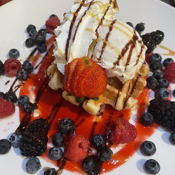 Prime One Eleven - Belgian Waffle Gelato Sandwich - Beer, Wine & Spirits Near Me - Trumbull, Connecticut