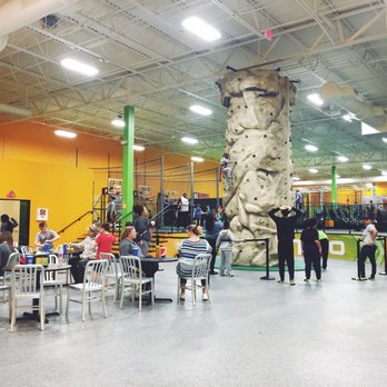 DEFY Cincinnati - Trampoline Parks Near Me - Cincinnati, Ohio