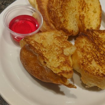 Liliha Bakery - Gotta have that bread w/ jelly! - Bakeries Near Me - Honolulu, Hawaii Liliha Bakery - Gotta have that bread w/ jelly! - Bakeries Near Me - Honolulu, Hawaii