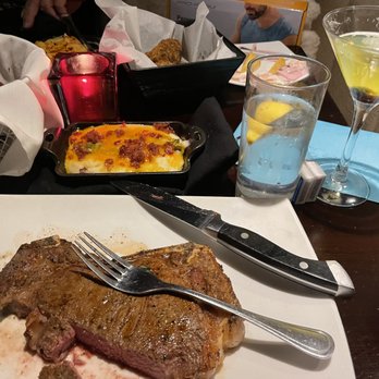 Flame Steakhouse - TopLoinSteak, DelMonico Steak and a Filet,+ Lobster mac&cheese, Fried Portabellos, candied bacon & jalapeño mashed pot, escargot bread bowl - Steakhouses Near Me - Springfield, Missouri