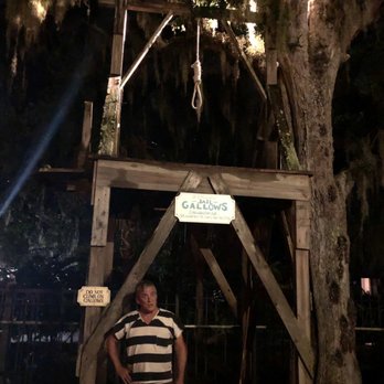 Ghosts & Gravestones - Outside - Historical Tours Near Me - Saint Augustine, Florida Ghosts & Gravestones - Outside - Historical Tours Near Me - Saint Augustine, Florida