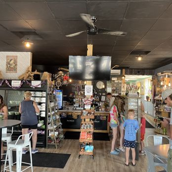 Driftwood Deli - Interior. - Delis Near Me - Munising, Michigan