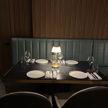 ORO Luxury Dining - Tapas/Small Plates Near Me - Toronto, Ontario