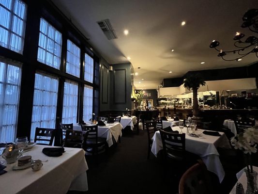 Buck's Restaurant by null