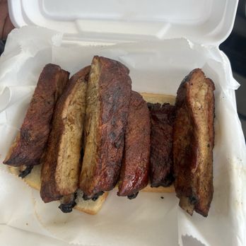 Big Mama's Bbq Express - Ribs, no sauce, half slab - Barbeque Near Me - East St. Louis, Illinois Big Mama's Bbq Express - Ribs, no sauce, half slab - Barbeque Near Me - East St. Louis, Illinois