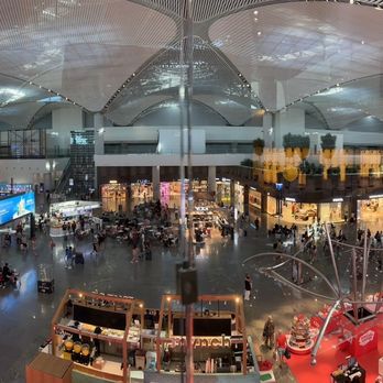 Turkish Airlines Lounge - Airport concourse view from the Turkish Airlines Business Lounge. - Airport Lounges Near Me - Istanbul, 34