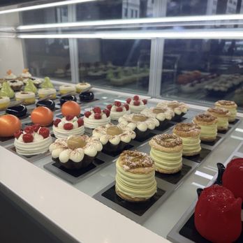 Bachour - Bakeries Near Me - Coral Gables, Florida