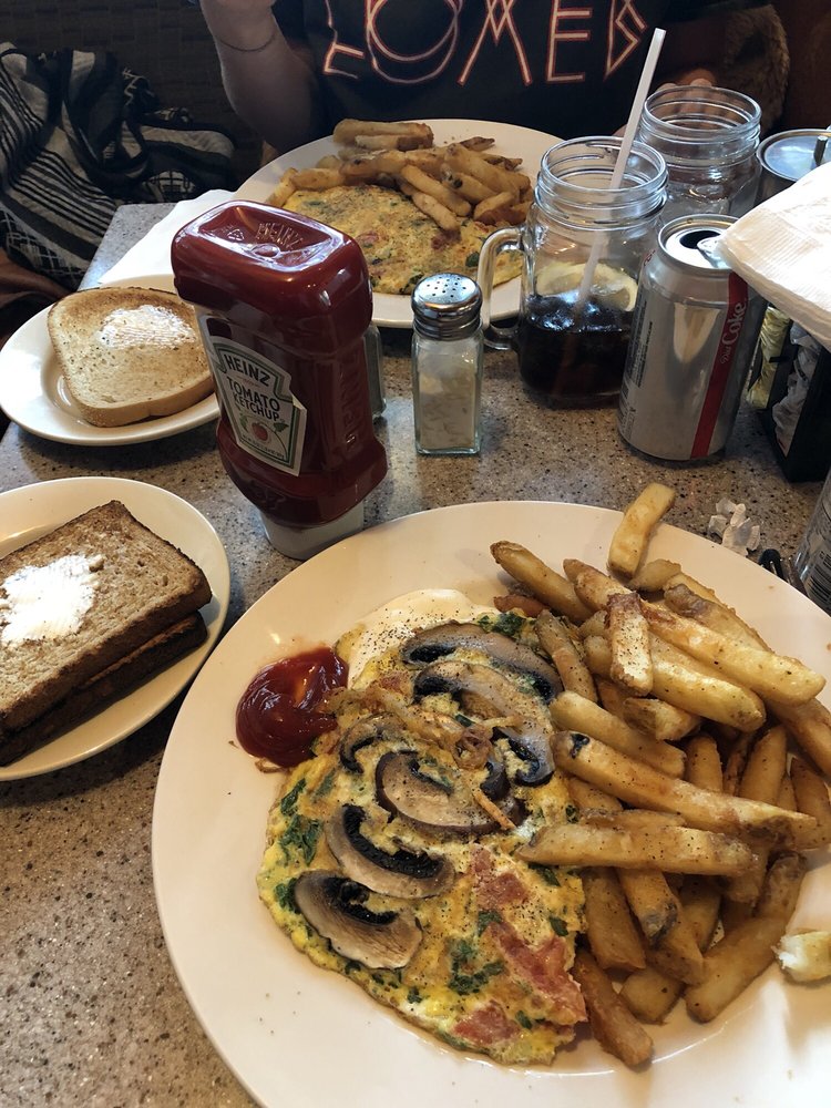 GEE WHIZ DINER 156 Photos & 282 Reviews Diners 295 Greenwich St