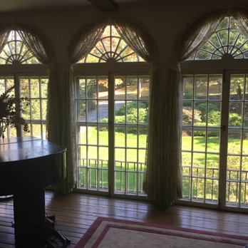 Seldens Window Cleaning - What a difference this clean made. The room felt so much brighter and the owners could enjoy the view again! - Window Washing Near Me Seldens Window Cleaning - What a difference this clean made. The room felt so much brighter and the owners could enjoy the view again! - Window Washing Near Me
