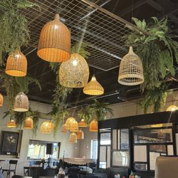 Pho Tre Bien - Patio