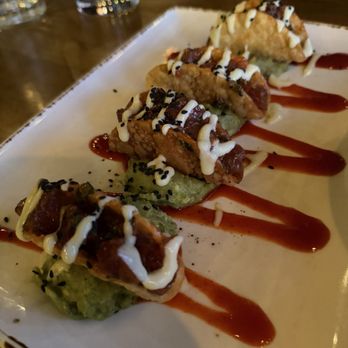 The Brant - Spicy tuna tartare tacos - New American Near Me - Huntington Beach, California The Brant - Spicy tuna tartare tacos - New American Near Me - Huntington Beach, California
