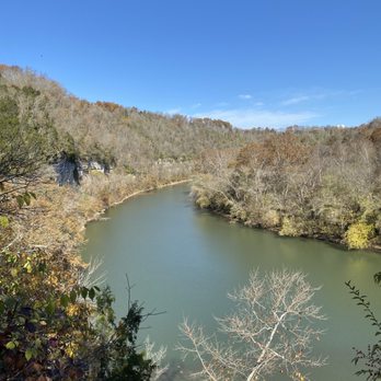 Raven Run Nature Sanctuary - Overlook - Hiking Near Me - Lexington, Kentucky Raven Run Nature Sanctuary - Overlook - Hiking Near Me - Lexington, Kentucky