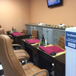 Lux Nail Spa