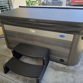 Cal Spas - Hot Tub & Pool Near Me - Pomona, California