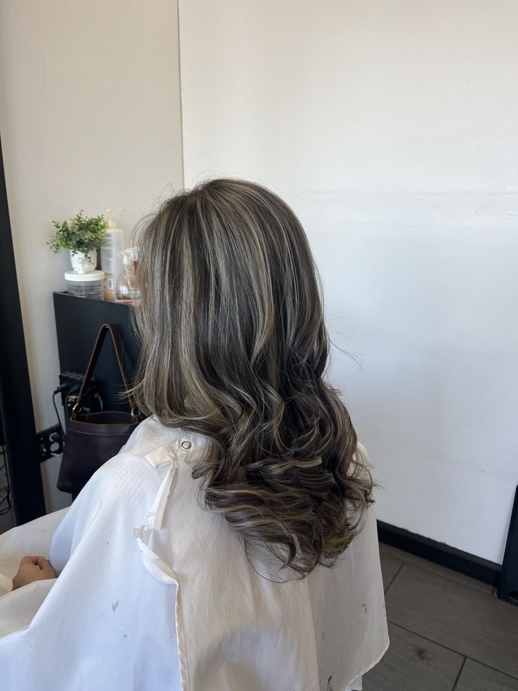 Hair By Teresa Logo