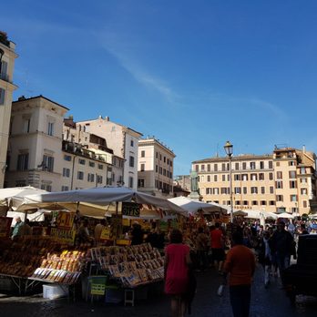 Campo dè Fiori - A busy Saturday morning - Public Plazas Near Me - Rome, RM
