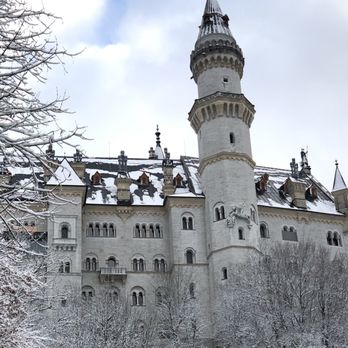 Schloss Neuschwanstein - Saint George - Landmarks & Historical Buildings Near Me - Schwangau, BY
